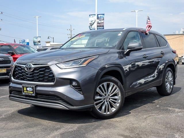 2024 Toyota Highlander Limited — photo 1 of 27