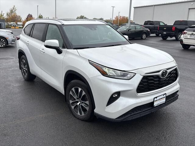 2026 Toyota Highlander XLE