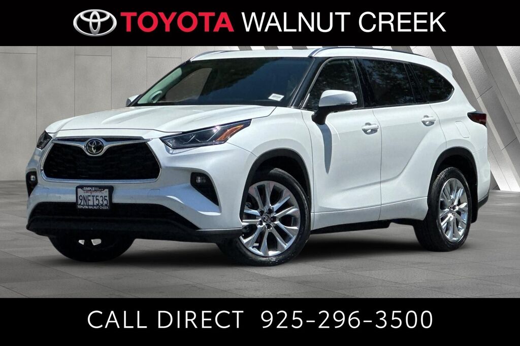 2023 Toyota Highlander Limited — photo 1 of 10