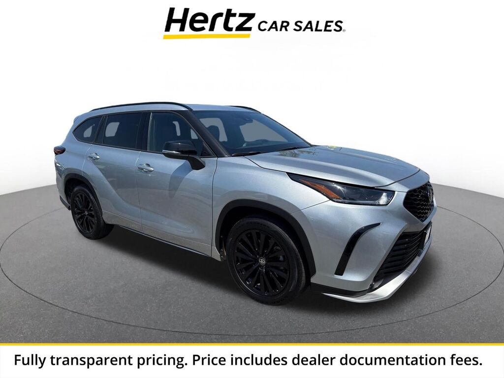 2025 Toyota Highlander XSE — photo 1 of 13