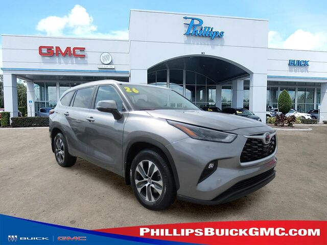 2026 Toyota Highlander XLE