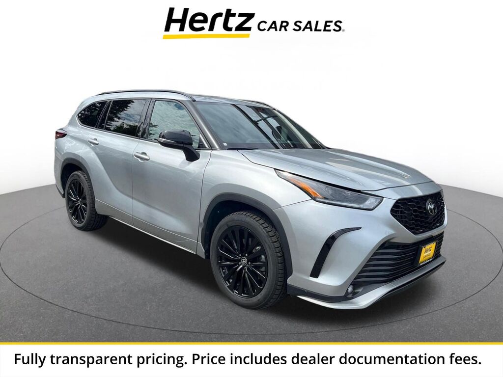 2025 Toyota Highlander XSE — photo 1 of 13