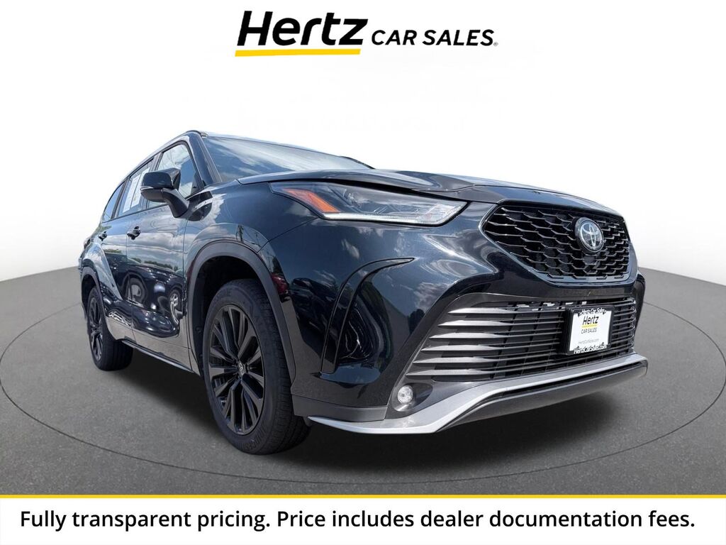 2025 Toyota Highlander XSE — photo 1 of 13