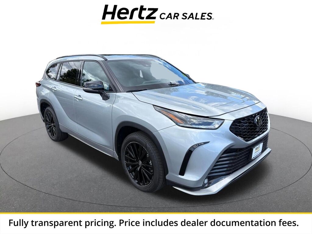 2025 Toyota Highlander XSE — photo 1 of 13