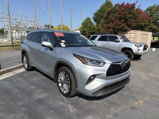 2025 Toyota Highlander Platinum