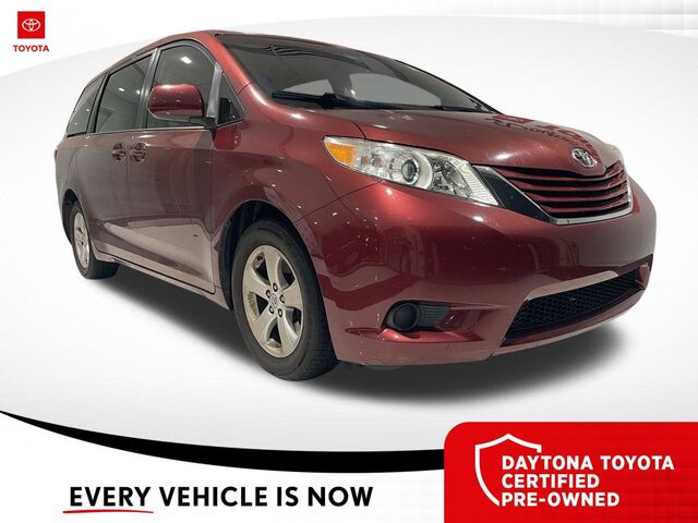 2016 Toyota Sienna LE