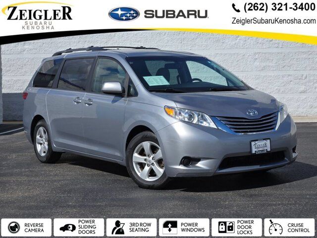 2015 Toyota Sienna LE