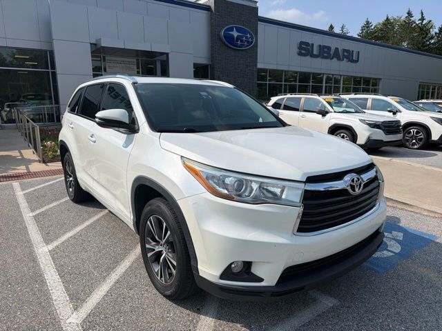 2016 Toyota Highlander XLE V6