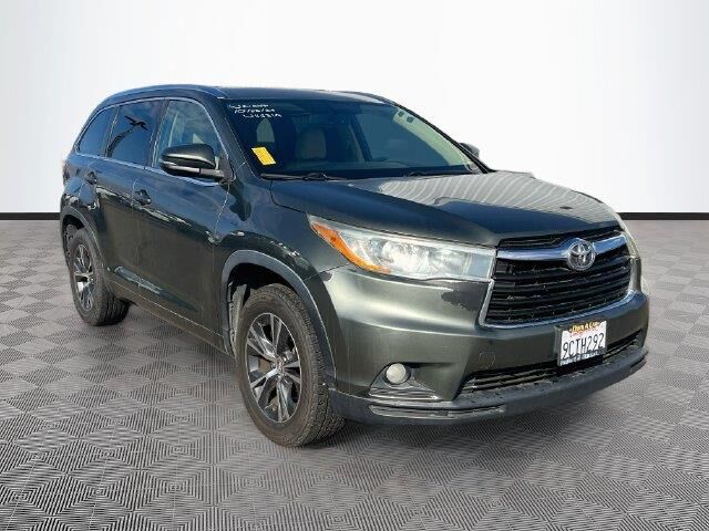 2016 Toyota Highlander XLE