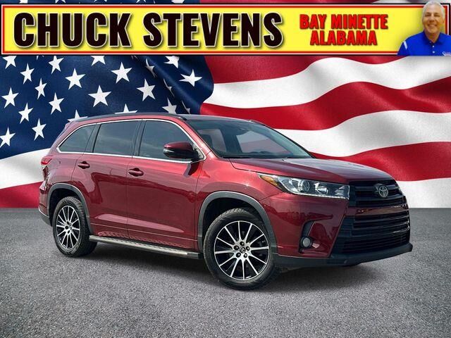 2017 Toyota Highlander SE