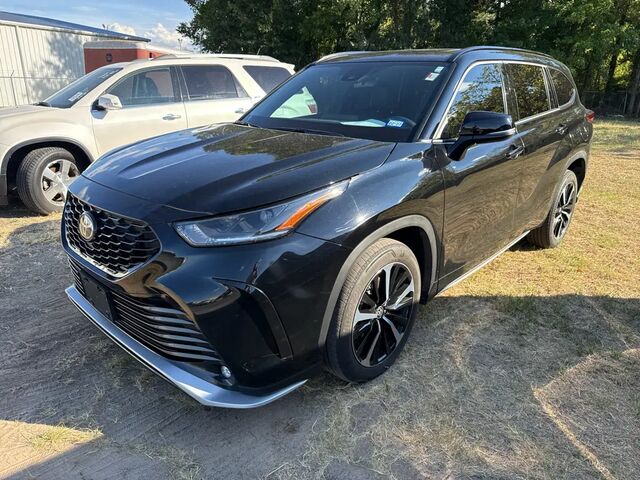 2022 Toyota Highlander XSE
