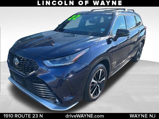 2022 Toyota Highlander XSE