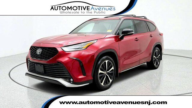 2022 Toyota Highlander XSE