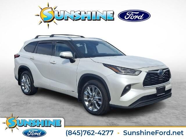 2023 Toyota Highlander Hybrid Limited