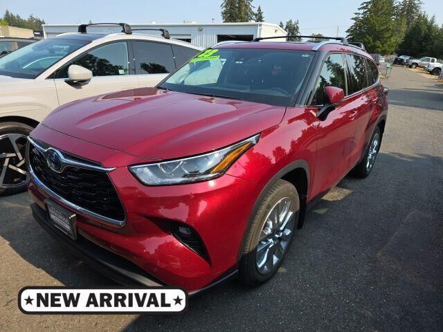 2023 Toyota Highlander Hybrid Limited