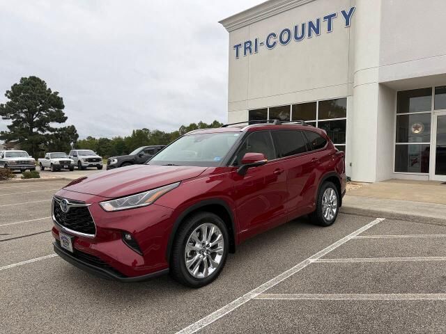 2023 Toyota Highlander Hybrid Limited