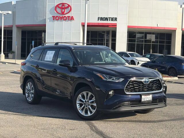 2022 Toyota Highlander Hybrid Limited