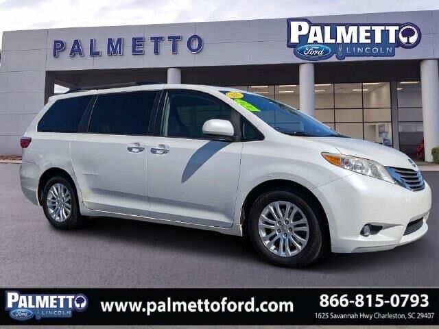 2016 Toyota Sienna Limited 7-Passenger