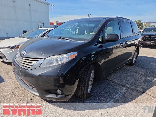 2014 Toyota Sienna XLE