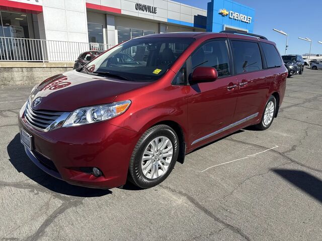 2016 Toyota Sienna Limited 7-Passenger