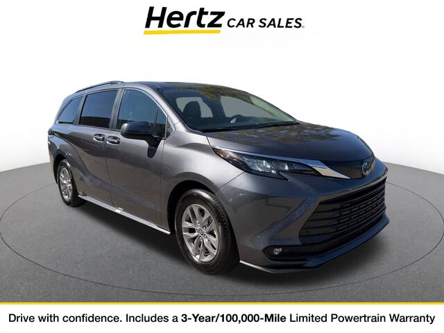 2025 Toyota Sienna XLE