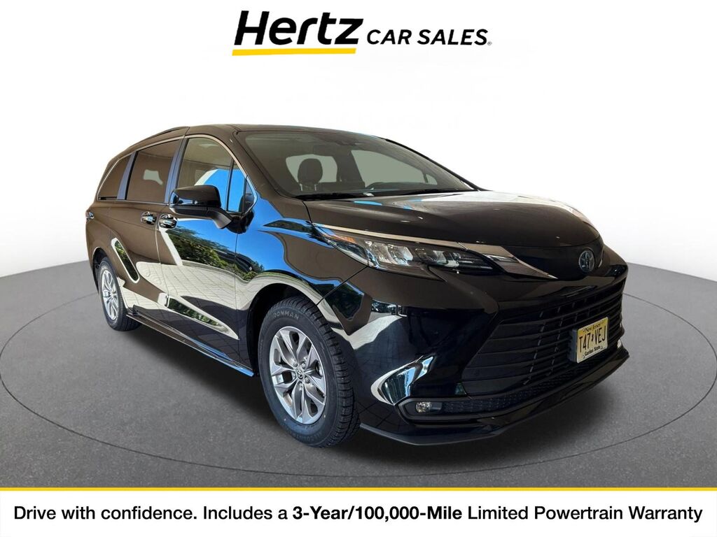 2025 Toyota Sienna XLE — photo 1 of 1