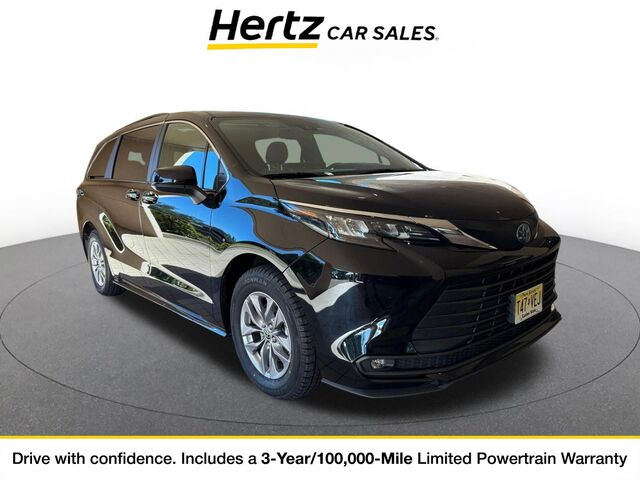2025 Toyota Sienna XLE