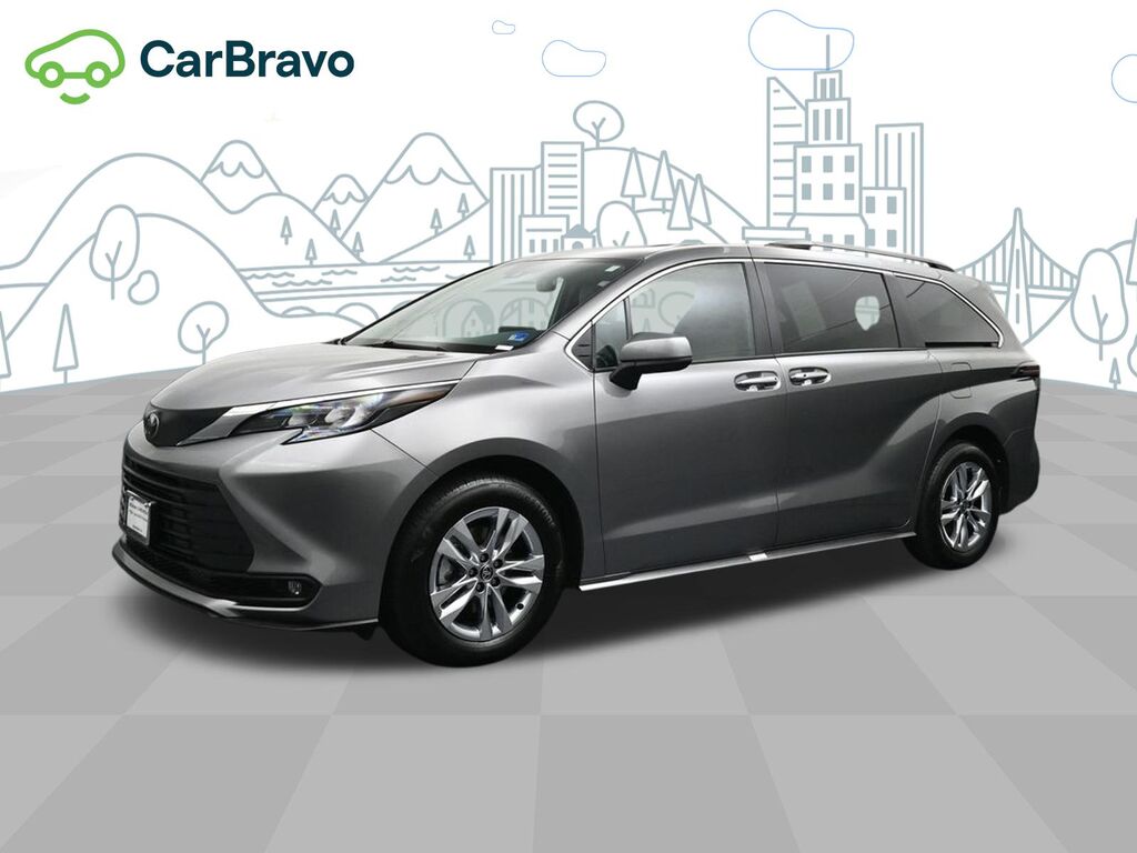 2026 Toyota Sienna XLE — photo 1 of 6