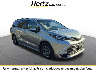 2025 Toyota Sienna XLE