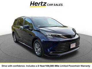 2025 Toyota Sienna XLE