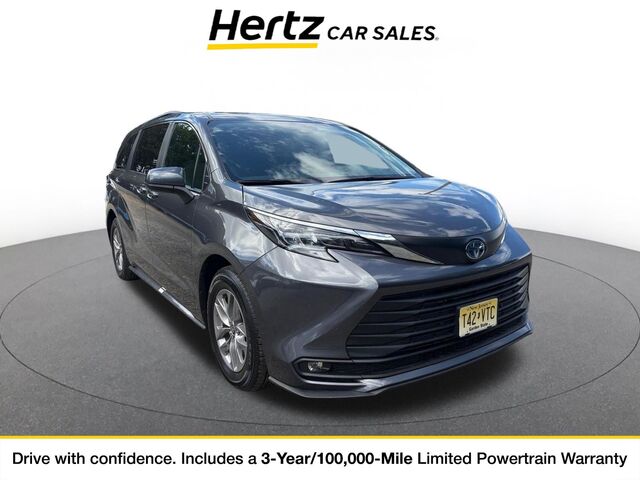 2025 Toyota Sienna XLE