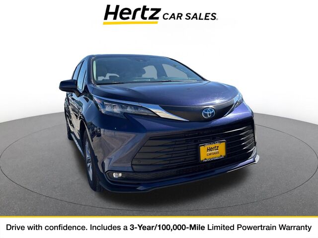 2025 Toyota Sienna XLE