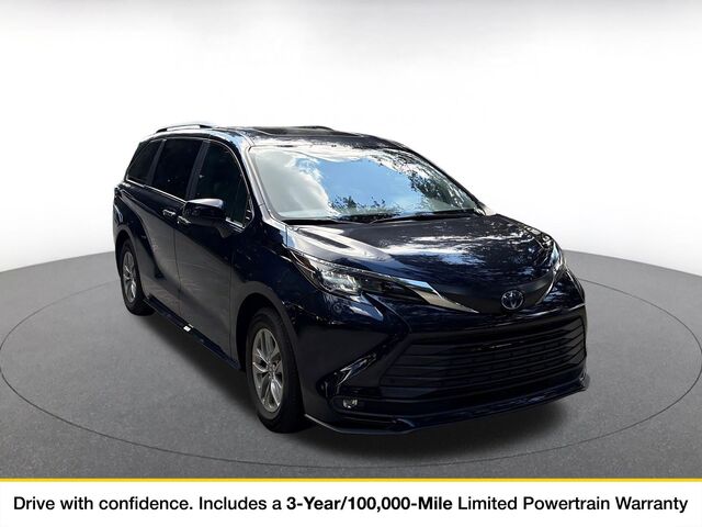 2025 Toyota Sienna XLE