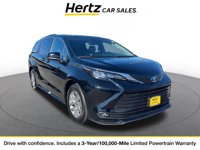 2025 Toyota Sienna XLE