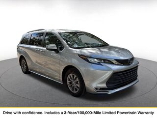 2023 Toyota Sienna XLE