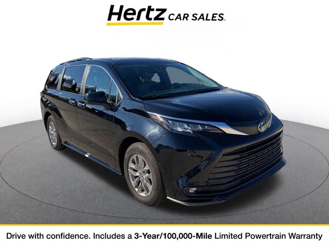 2025 Toyota Sienna XLE