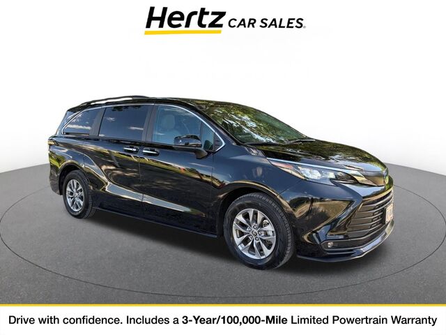 2025 Toyota Sienna XLE