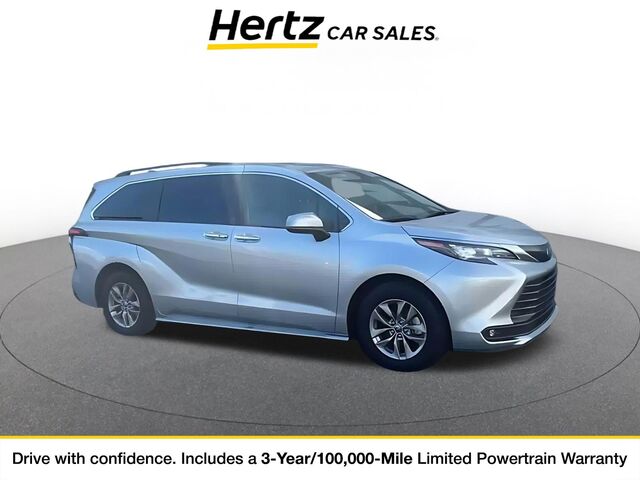 2025 Toyota Sienna XLE
