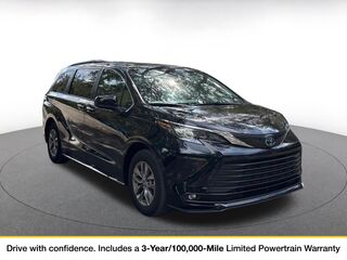 2025 Toyota Sienna XLE