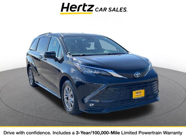 2025 Toyota Sienna XLE