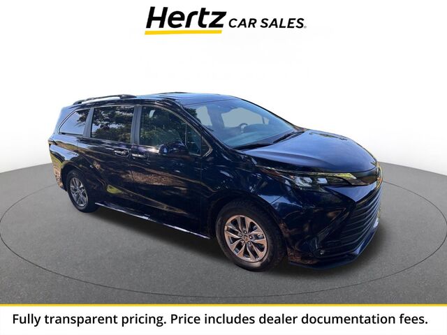 2025 Toyota Sienna XLE