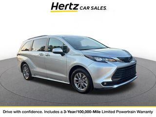 2025 Toyota Sienna XLE