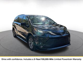 2025 Toyota Sienna XLE