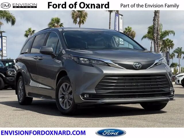 2026 Toyota Sienna XLE 7-Passenger
