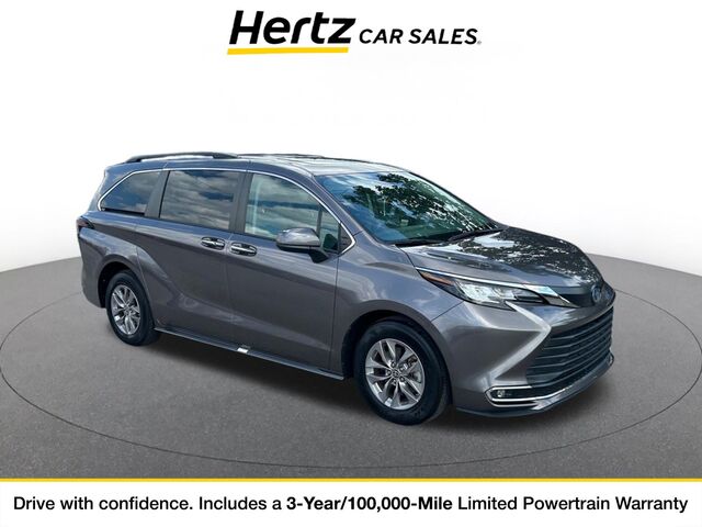2023 Toyota Sienna XLE
