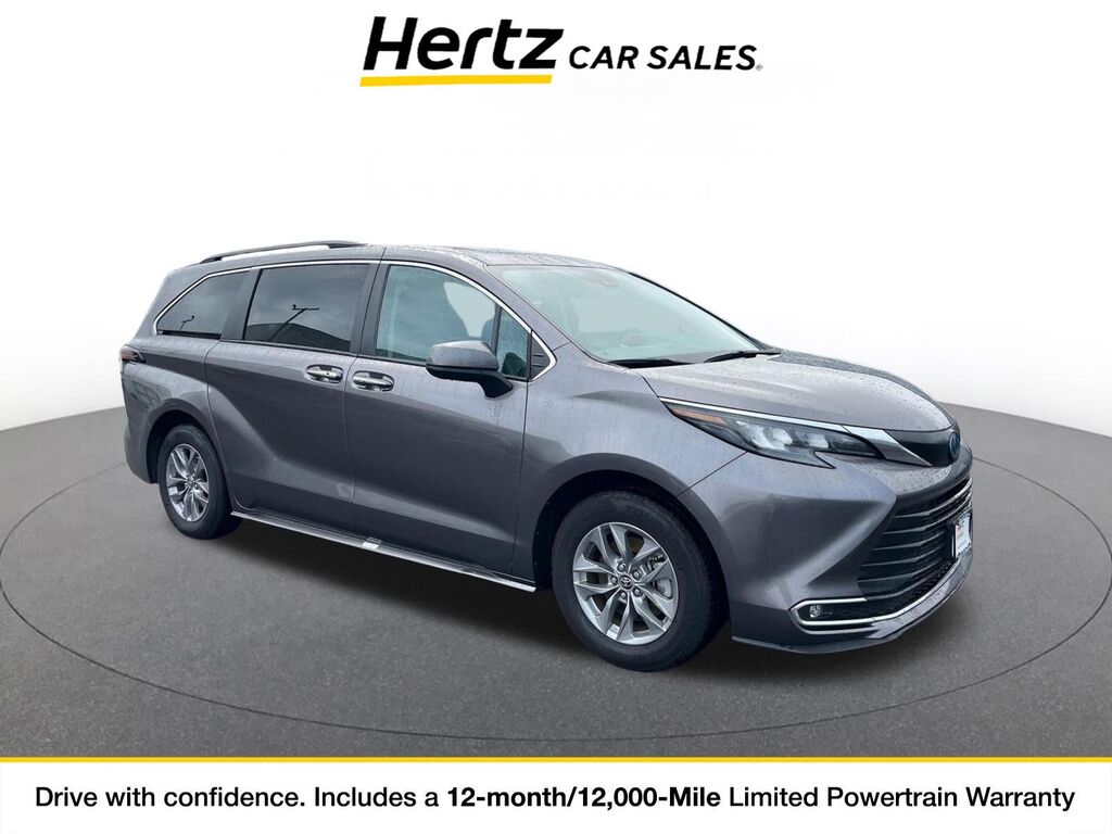 2024 Toyota Sienna XLE — photo 1 of 1
