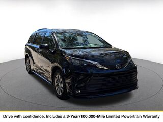 2025 Toyota Sienna XLE