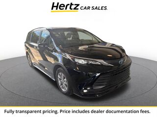 2025 Toyota Sienna XLE