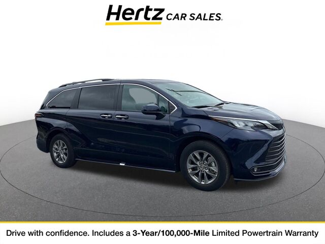 2025 Toyota Sienna XLE