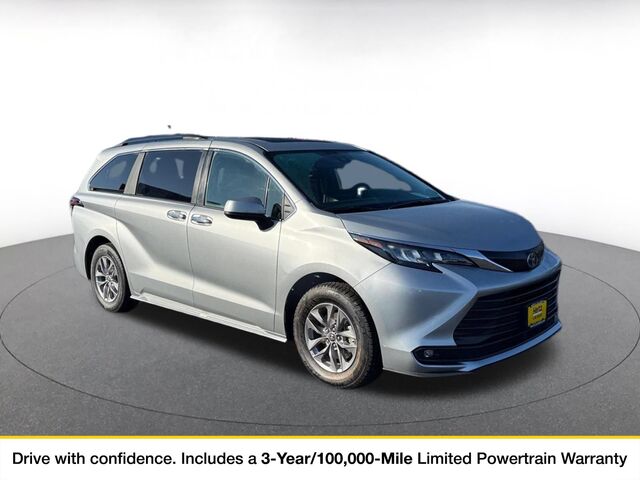 2025 Toyota Sienna XLE